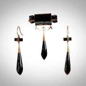 antique Victorian 14k & black onyx brooch and earrings set