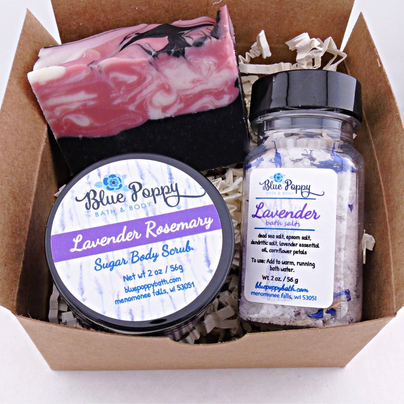 Mini coffret cadeau spa, kit spa pour demoiselle d'honneur, cadeau pour une femme de moins de 20 ans, échantillon pour le bain et le corps Lavender Rosemary