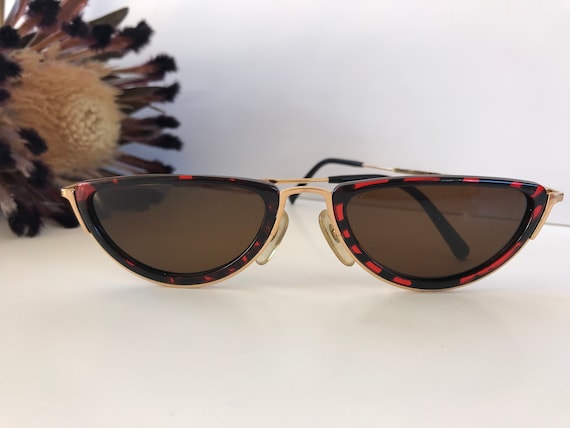 Tiny Sunglasses Retro - EDM Festival Sunglasses -