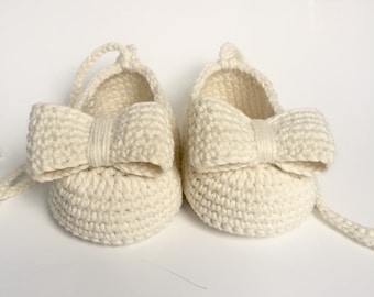 Scarpe da bambina bianche naturali Scarpe da ballerina in cotone Scarpe da bambina bianche naturali Scarpe a maglia e uncinetto Scarpe da ballerina per bambini