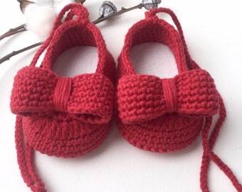 Chaussures de bébé rouge foncé Chaussures de ballerine Chaussures de bébé filles rouges Chaussures en tricot et au crochet Chaussures de ballerine pour bébé