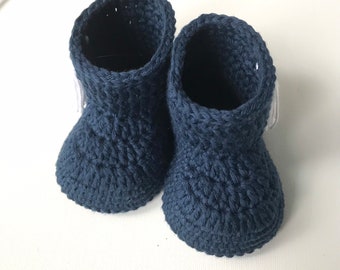 Bottes de bébé bleu foncé bottes au crochet bottes de bébé crochet chaussons de bébé chaussons chaussures de bébé chaussures de bébé