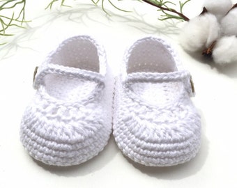 Chaussures Mary Jane blanches Chaussures bébé Chaussures bébé au crochet Chaussures en tricot et au crochet