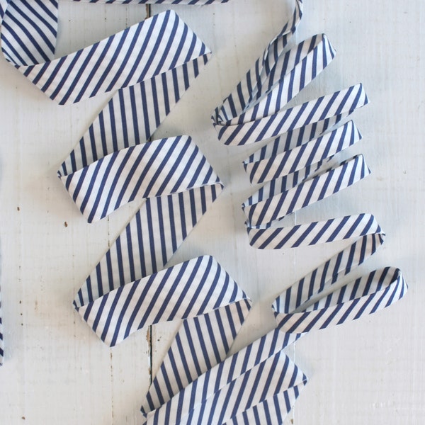 Double Fold Bias Tape - Navy Stripe