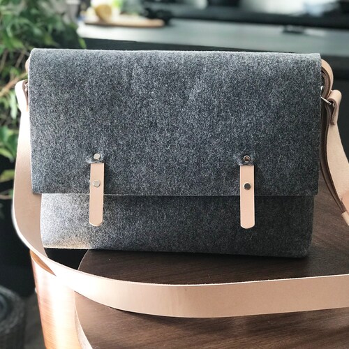 17 Inch Laptop Bag Felt Laptop Bag Leather Crossbody Bag Etsy