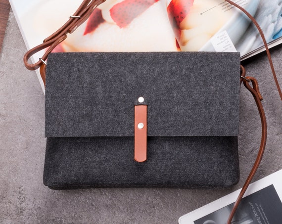 Red Dots Messenger Shoulder Bag Crossbody Women/'s Bag Black Zipper Strap 5/"x6.5