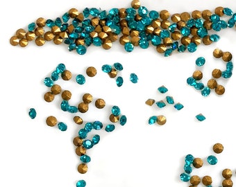 Blue Zircon Shimmer (229 SHIM) Swarovski 2058 Crystal Flatbacks No