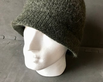 Traditional felted MONMOUTH CAP