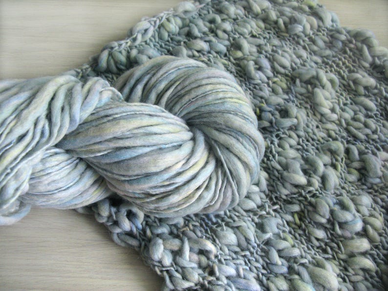 Thick N Thin Slub Wool Knitting Yarn TTY Blue Melange 5 Oz 107 Etsy