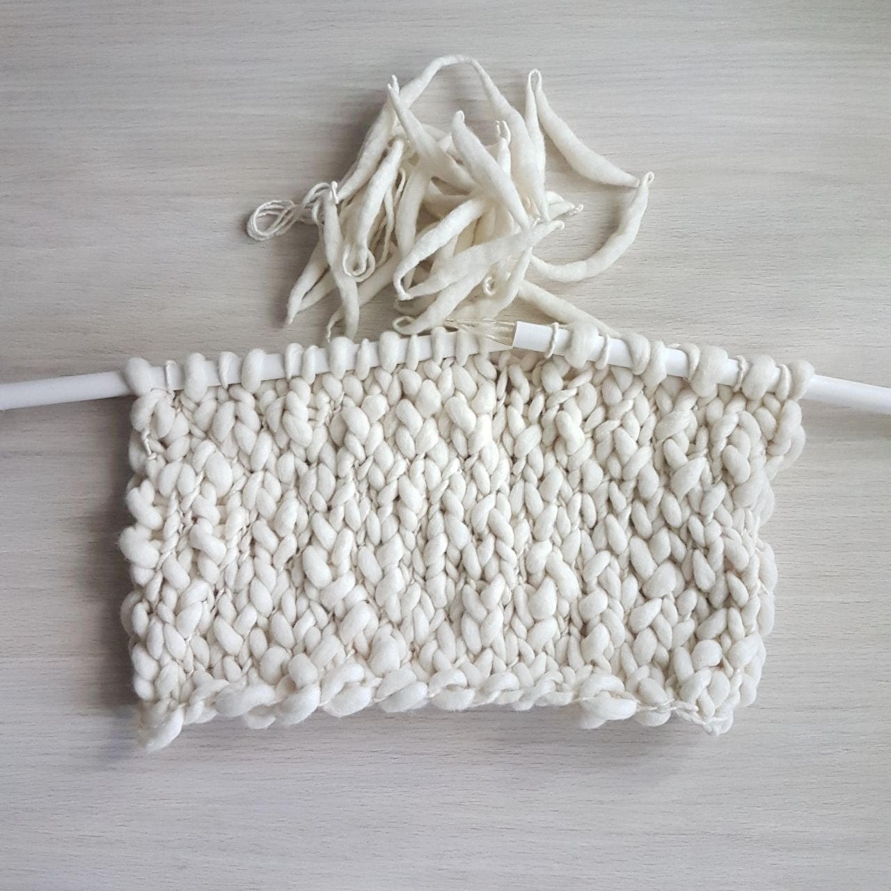 Thick and thin wool slub yarn TTY0 handspun merino art yarn Etsy