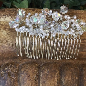 Wedding Hair comb, Crystal Hair Comb, Pearl Hair comb, Bridal hair comb , Silver Crystal and pearl hair comb, pearl and crystal hair comb