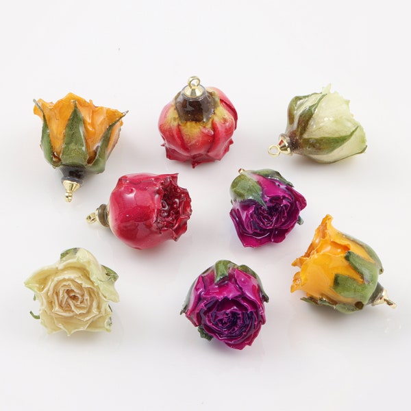2pcs Real Blooming Rose Flower Charms Pendant, Cute Tiny Resin Rosebud Flower Pendant, Bracelet Earring DIY Jewelry Findings Handmade Crafts