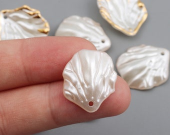 White Scallop Shell Charms with Golden Edge, Pearly Jewelry Findings (20pcs)