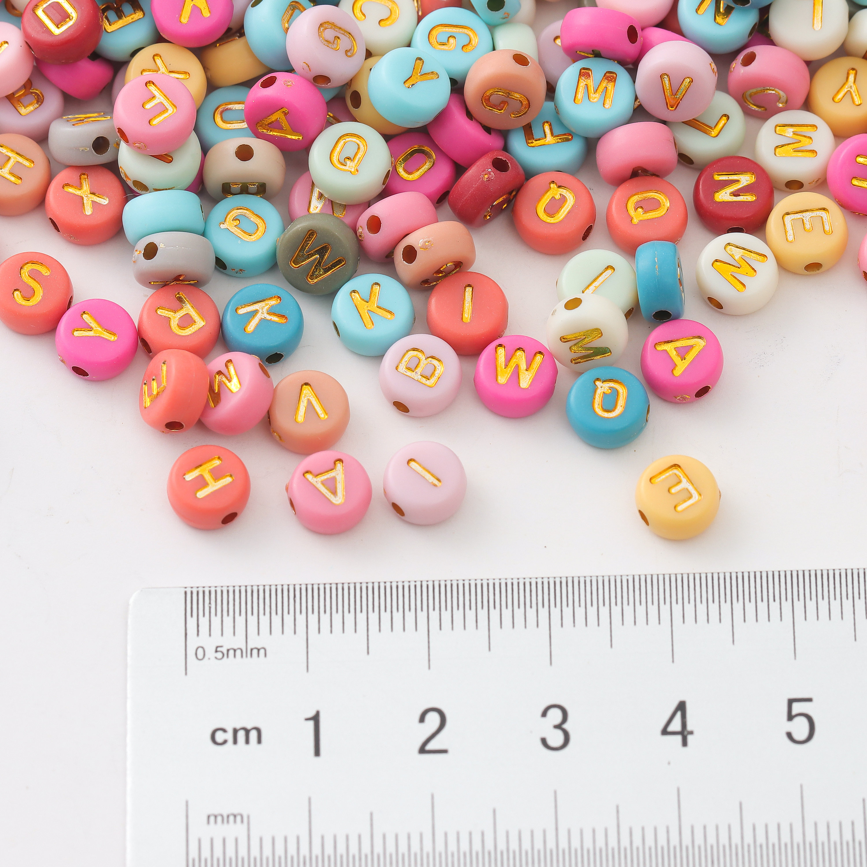 Acryl letterkralen gekleurd 10mm: Mix - Limited Edition