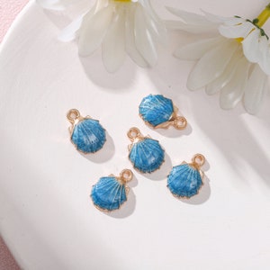 10Pcs Gold Plated Enamel Blue Sea Shell Charm Pendant Shiny Mini Round Seashell Charm for Necklace Earrings Bracelet Jewelry Making Supplies