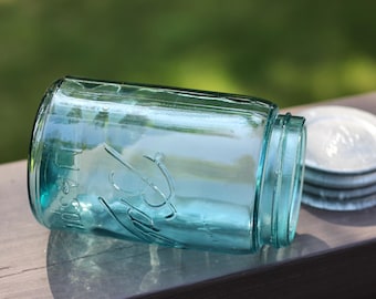 Antique Ball Mason Blue Pint Canning Jar 1900 - 1923
