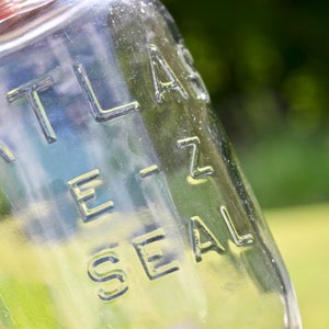 アトラス E-Z シール クォートジャー ガラス蓋とワイヤーベイル付き 1930年代