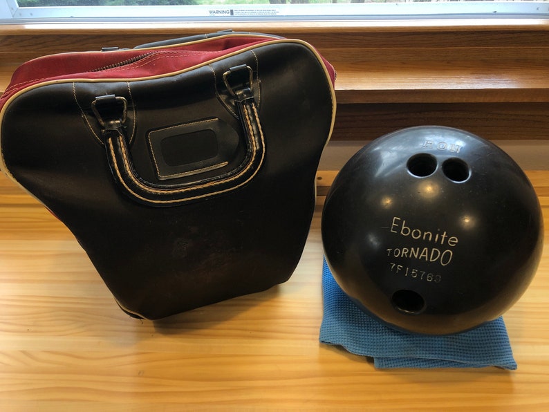 Vintage Bowling Ball Storage and Carry Bag W/ Ebonite Tornado Bowling