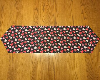 Rhythmic Colorful Abstract Hearts Pattern on Muted Tones Backdrop Dining Room Kitchen Rectangular Runner Champagne Coral 16 X 120 Ambesonne Love Table Runner Rhythmic Colorful Abstract Hearts Pattern on Muted Tones Backdrop Dining Room Kitchen Rectangular Runner Champagne Coral 16 X 120 Ambesonne Love Table Runner