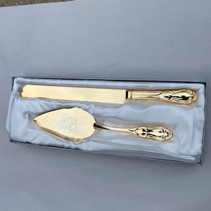 Gold Engraved Wedding Cake Server and Knife Set Elegant Server Set (2pc)