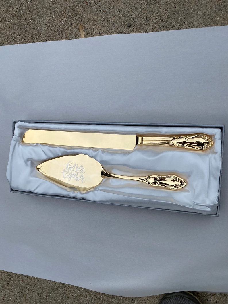 Gold Engraved Wedding Cake Server and Knife Set Elegant Server Set (2pc) 