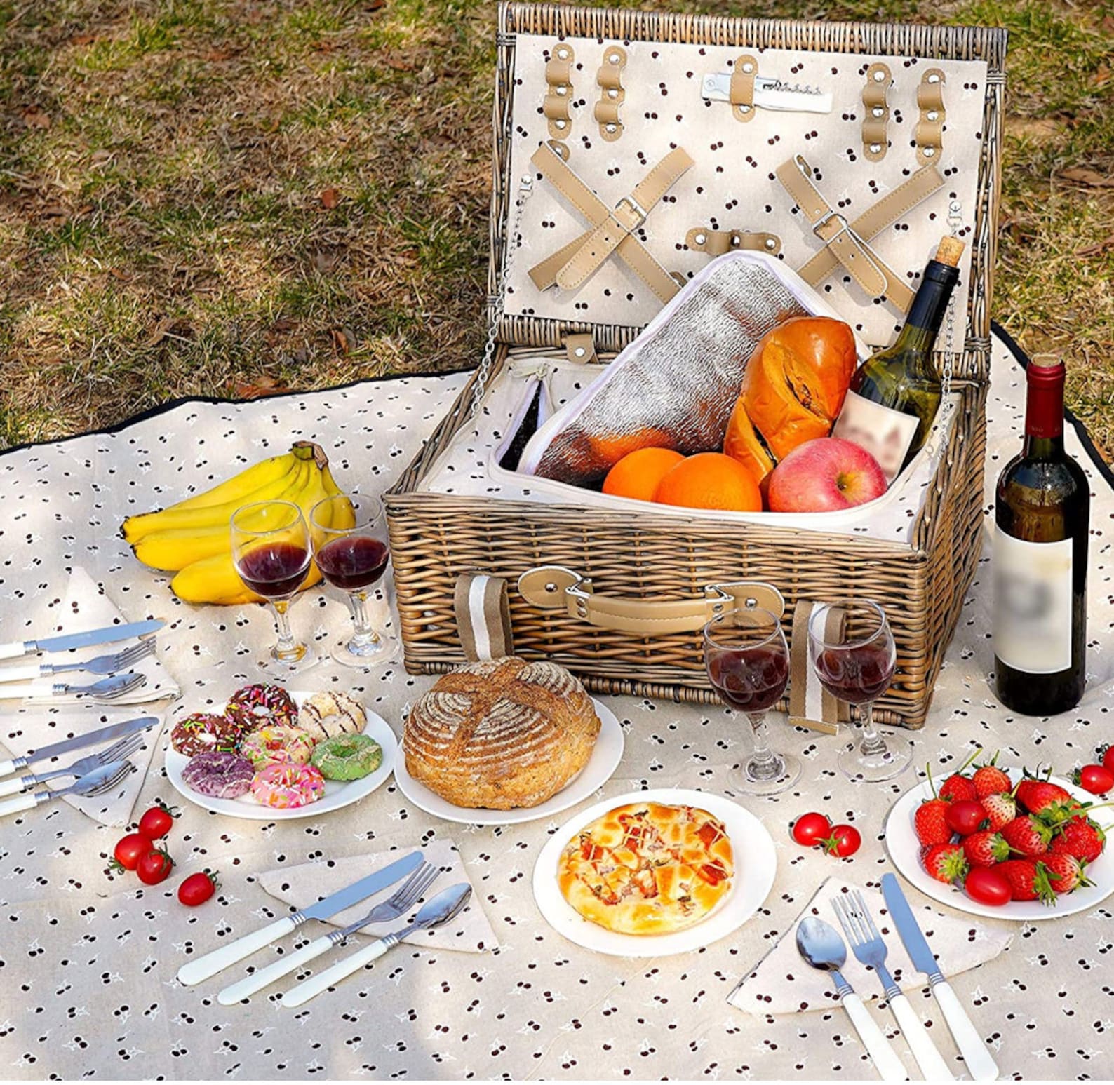 Personalized Willow Picnic Basket Set for 2 or 4 Persons With - Etsy