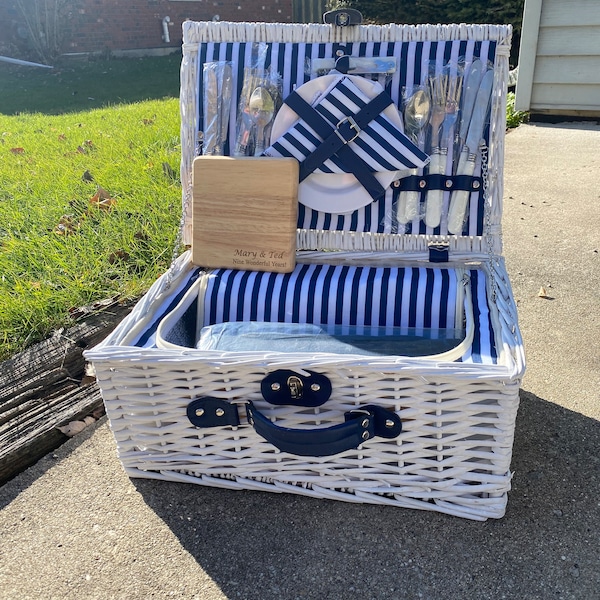 Personalized Romantic Wicker Picnic Basket for 4  People, White Willow Set with Big Insulated Cooler Compartment, Picnic Blanket and Cutlery