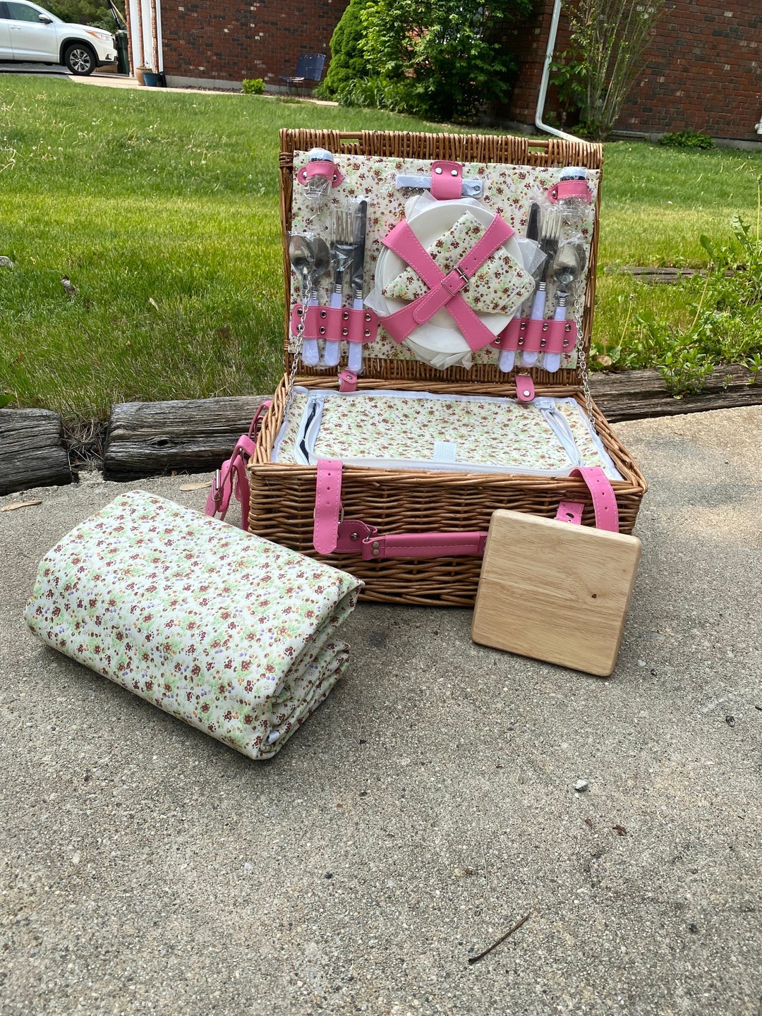 New CUSTOM Pink With Rose Flower Picnic Basket Set for 2 Etsy