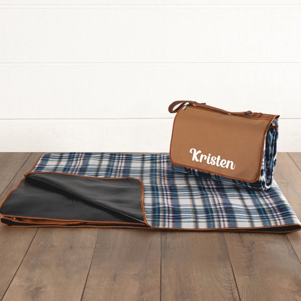 XL Personalized Blanket Travel Tote Beach Blanket Camping Picnic Blanket Portable Family Blanket Tailgating Stadium Name Blanket