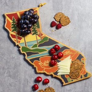 California CUSTOM Personalized State Cutting Board and Charcuterie-Gifts For Her/Him-Housewarming Gift-Custom Gifts For Family/Friends