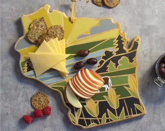 Wisconsin CUSTOM State Shaped Cutting Board and Charcuterie-Gifts For Her/Him-Housewarming Gift-Custom Gifts For Family/Friends
