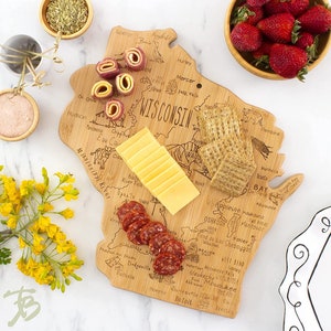 Wisconsin CUSTOM State Shaped Cutting Board and Charcuterie-Gifts For Her/Him-Housewarming Gift-Custom Gifts For Family/Friends