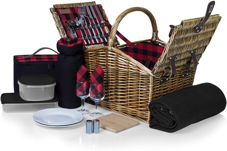 Personalized Picnic Basket for Two Custom Wedding Gift Picnic Etsy Canada