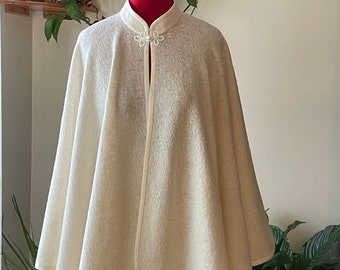 Ivory cape/cloak, wedding cape, maternity cape, women's clothing, pregnancy cape, Ivory poncho, one size fits most, plus size cape