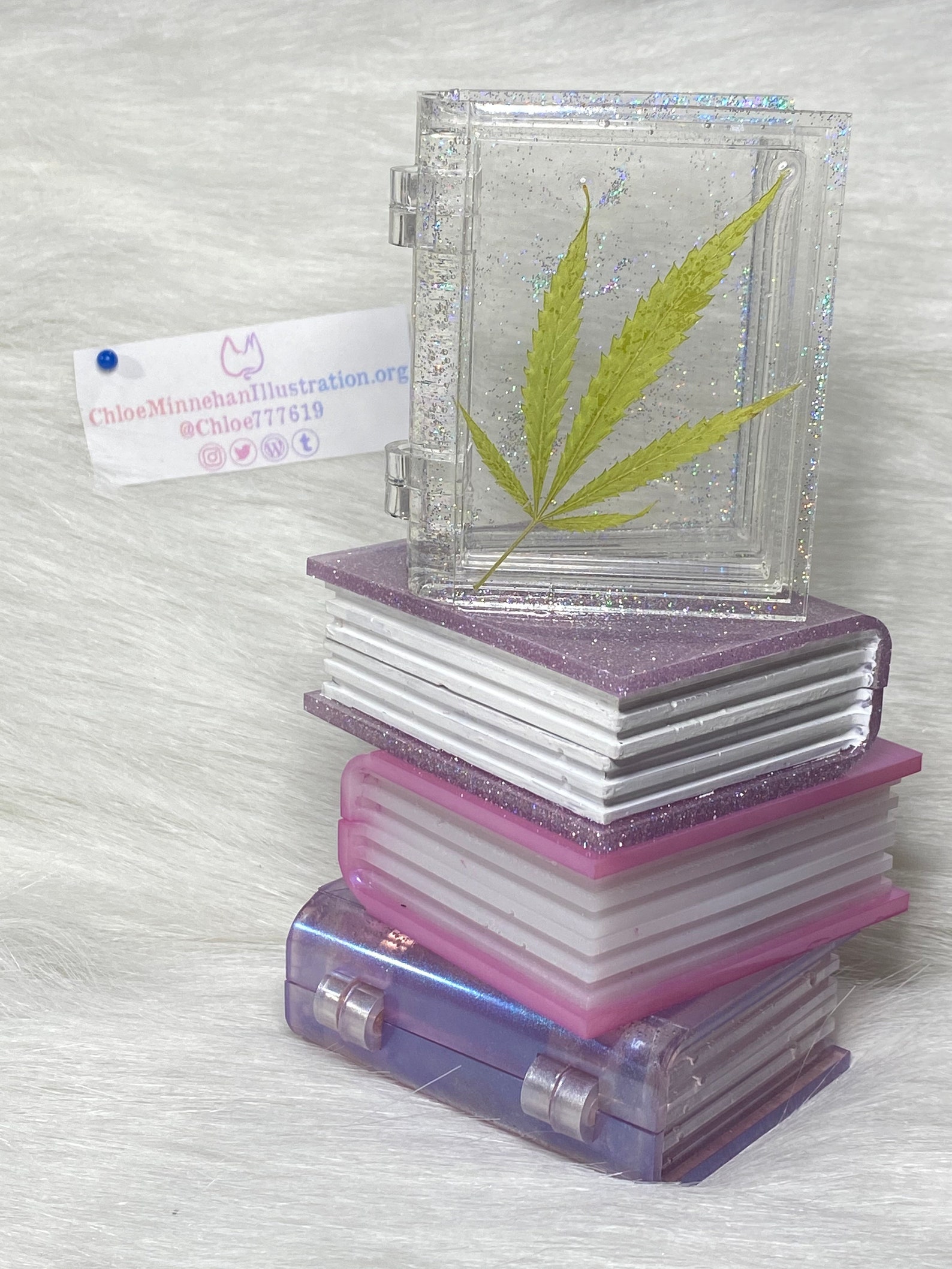 Libro de almacenamiento de resina holográfica púrpura | Etsy