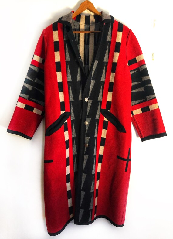 VINTAGE Handmade Native American Indigenous long b