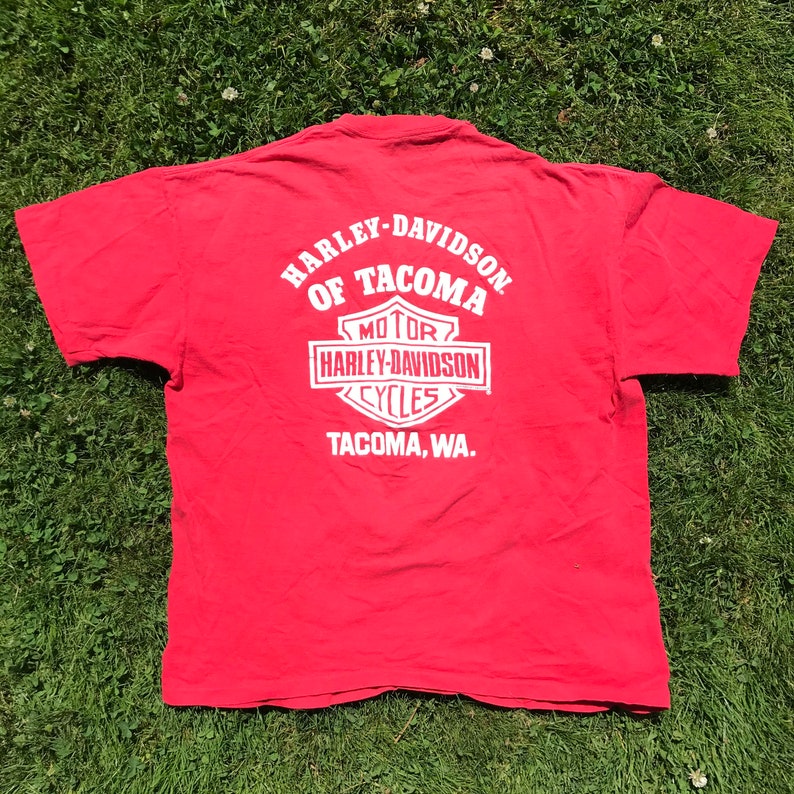 Vintage Clothing Large Sustainable Red 1982 Harley Davidson Pocket Tee Tacoma Washington - 80s Clothing Vintage Tees
