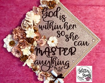decoration of graduation cap