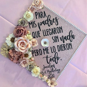 Para Mis Padres Graduation Cap Topper