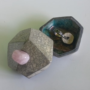 One-of-a-Kind Raku Ceramic Container with Rose Quartz – Handbuilt Jewelry or Trinket Box