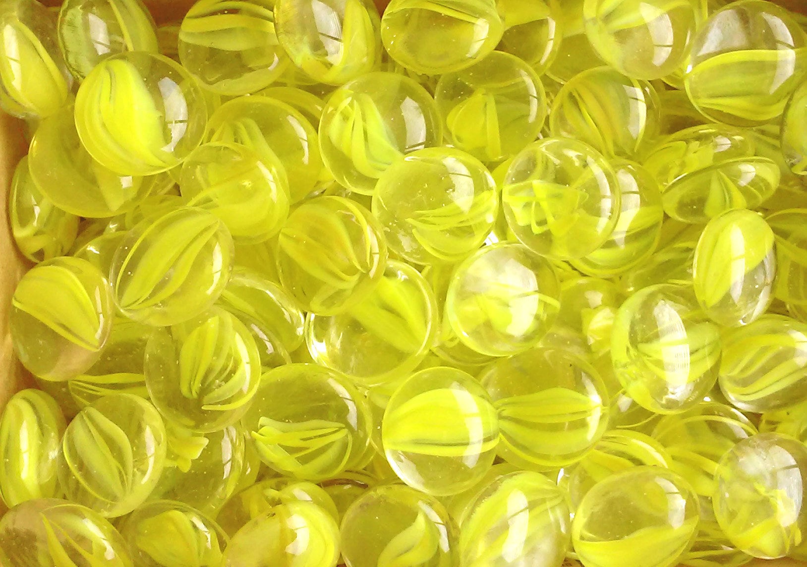 120 Vintage Glass Marbles in Yellow and Blue, 70 Yellow