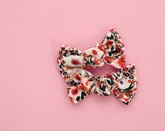 Pink flower pigtail knot bows, Pink pigtail bows, Floral pigtail bows, Pink floral pigtail bows, Pigtail bow set, Pigtail bow clips