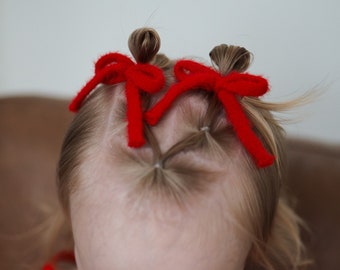 Red fuzzy pigtail bows, Red pigtail bows, Red 4th of July fuzzy pigtail bows, 4th of July pigtail bows, Long tail hair bows