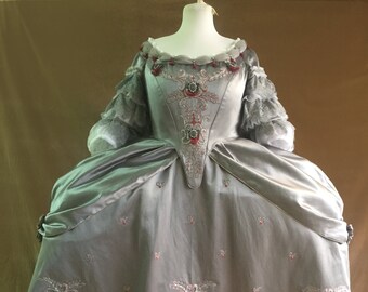 1700 costume "mantua"  Marie Antoinette rococò