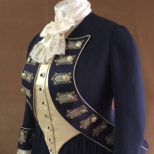 1700 costume, riding habit