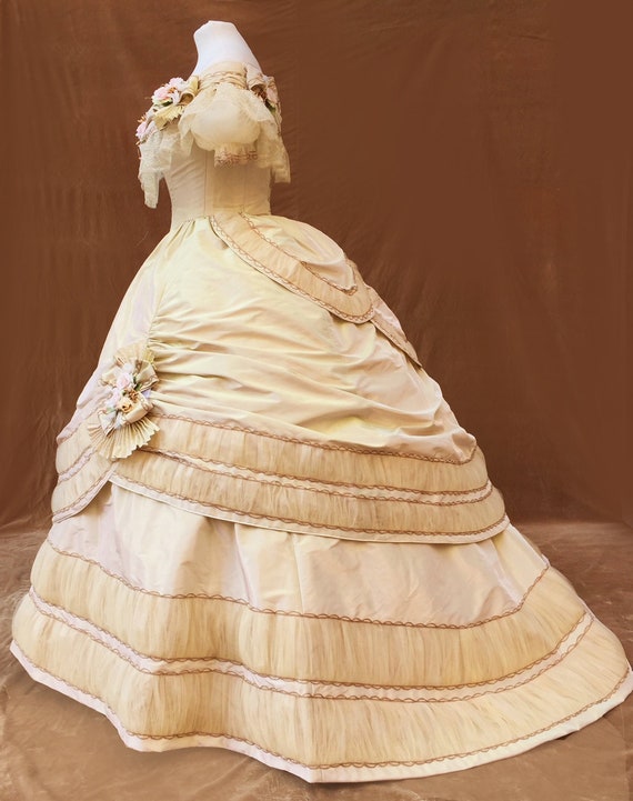 See Photos From the Book '19th-Century Fashion in Detail'