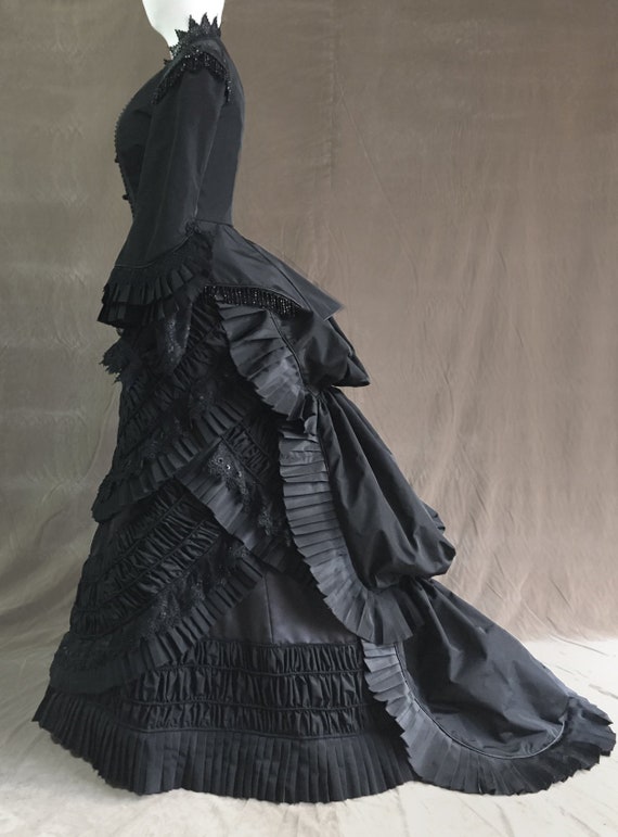 victorian mourning dress