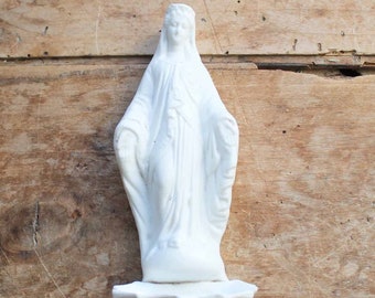 Vintage porcelain benetiere Most Holy Mary / french porcelaine holy water holder Virgin Maria with mark