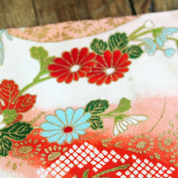 Vintage Japanese Kimono Fabric motif season fall … - image 3