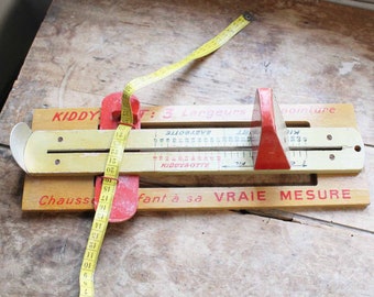 Rare Antique Child Foot measuring stand 'KIDDY SPORTS' / 1960's wood foot measure